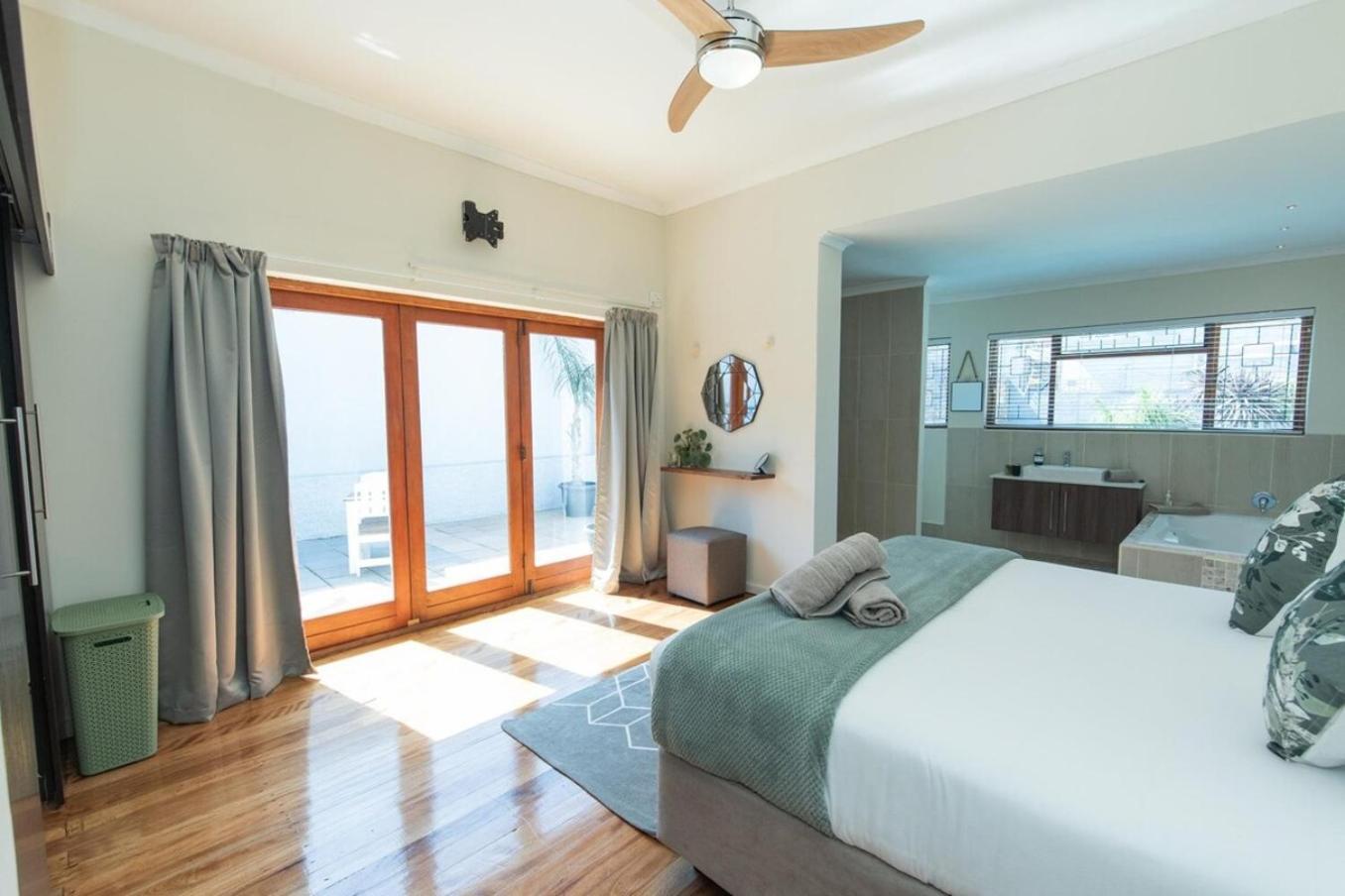 Luxury Living On Westview Villa Port Elizabeth Kültér fotó